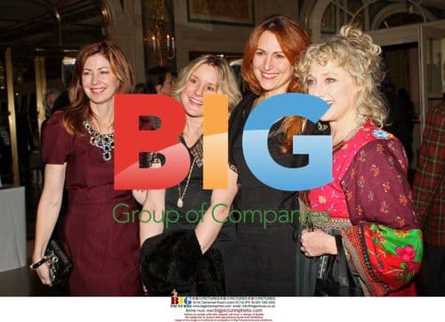 Dana Delany, Catherine Kellner, Leslie Urdang and Carol Kane at NY Stage and Film Gala