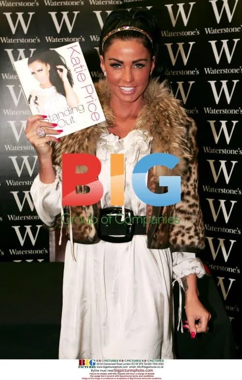 Katie Price Signs Book at Waterstones