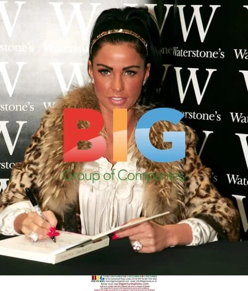 Katie Price signs 'Standing Out' in Milton Keynes