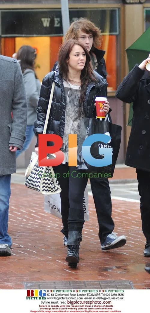 Miley Cyrus Shopping on Grafton Street