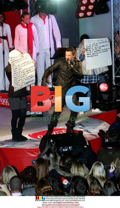 Peter Andre Performs in Spittalfields Market