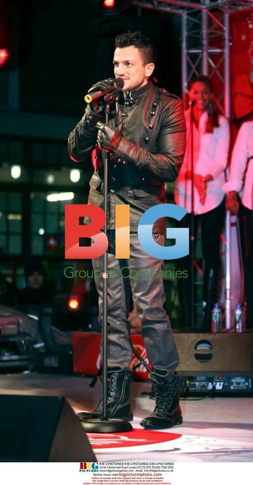 Peter Andre Performs in Spittalfields Market