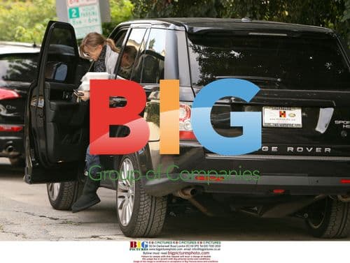 Ellen Pompeo picks up food in LA