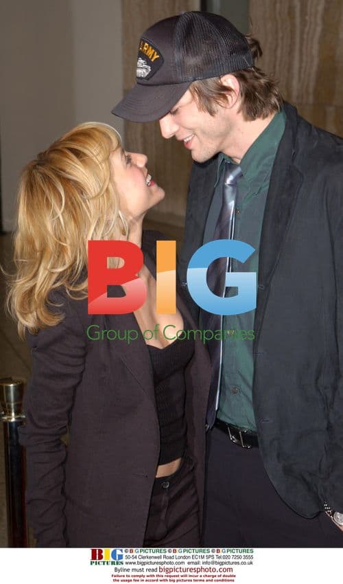 Brittany Murphy and Ashton Kutcher at 'Spun' Premiere