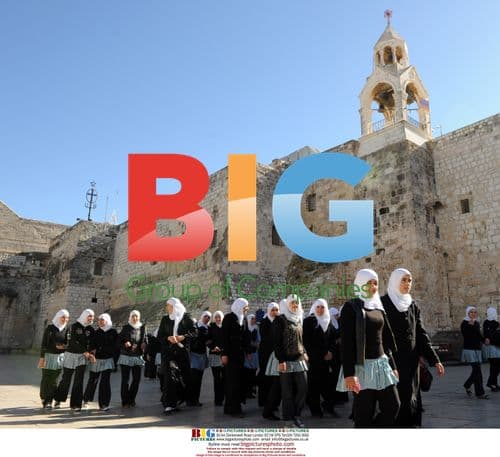 Muslim students visit Church of Nativity