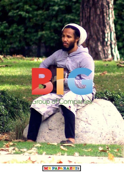 Ziggy Marley spends family time in park