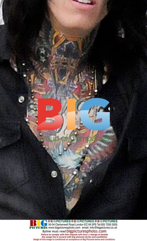 Trace Cyrus with girlfriend before Miley Cyrus show