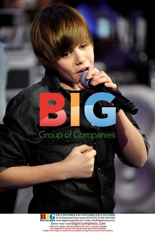 Justin Bieber Performs at MuchMusic HQ