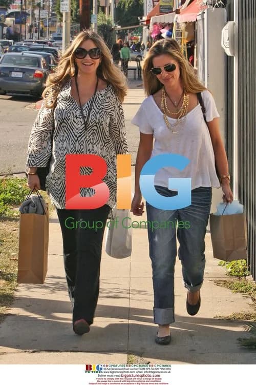 Pregnant Rebecca Gayheart Goes Shopping