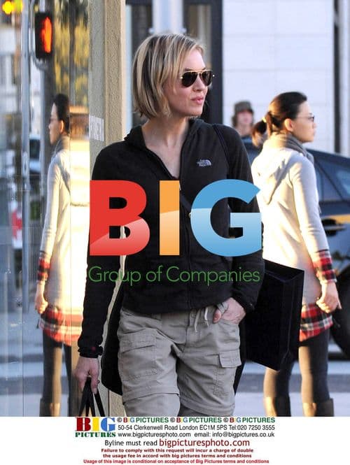 Renee Zellweger shopping for watch in Beverly Hills