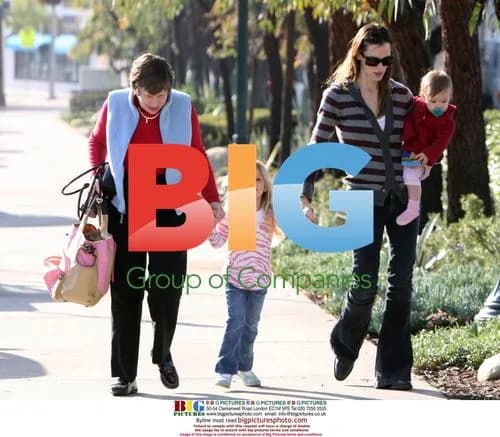 Jennifer Garner out with family in LA