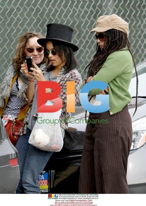 Lisa Bonet and family out for lunch