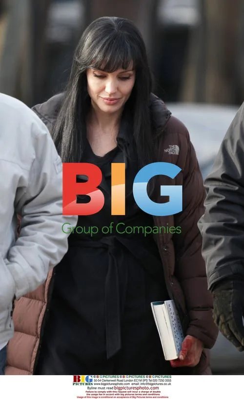 Angelina Jolie on set of 'Salt' in NYC