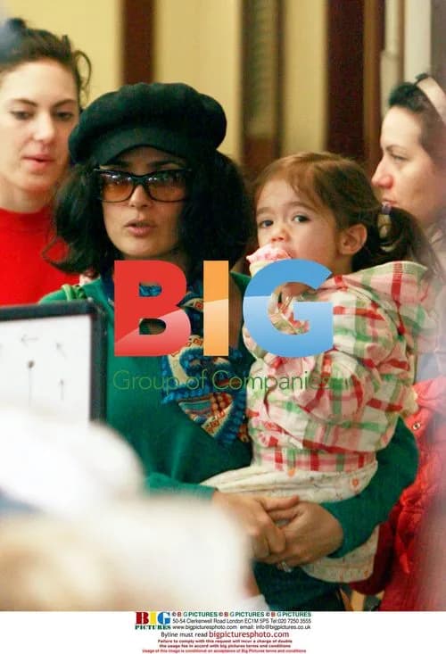 Salma Hayek and daughter get ice cream