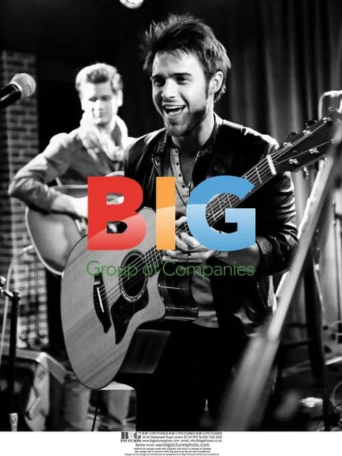Kris Allen Performs at BB King's Club in Las Vegas