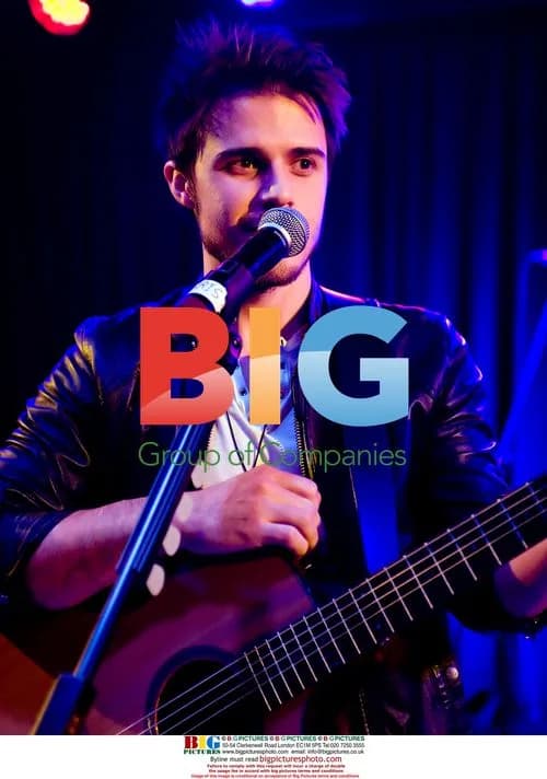 Kris Allen performs at B.B. Kings in Las Vegas