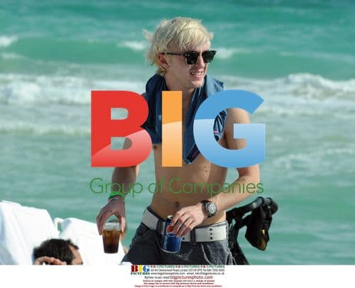 Tom Felton and Girlfriend on Miami Beach