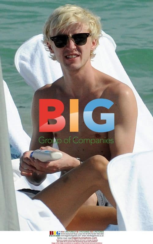 Tom Felton & Girlfriend on Miami Beach