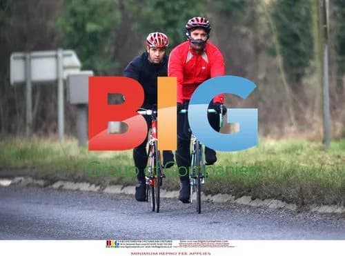 Robbie Williams tests new bike