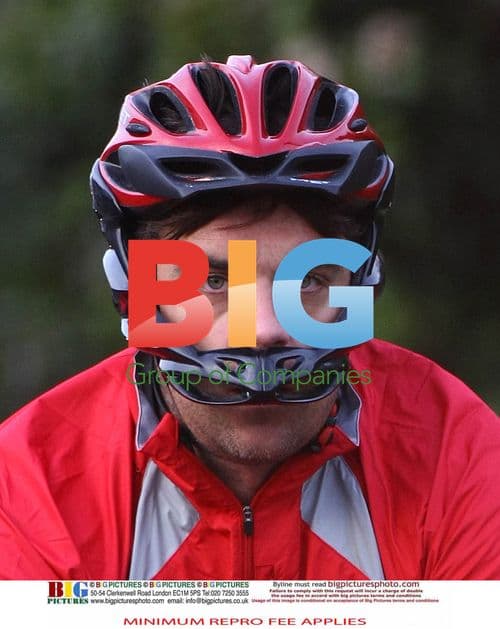 Robbie Williams Tests New Bike