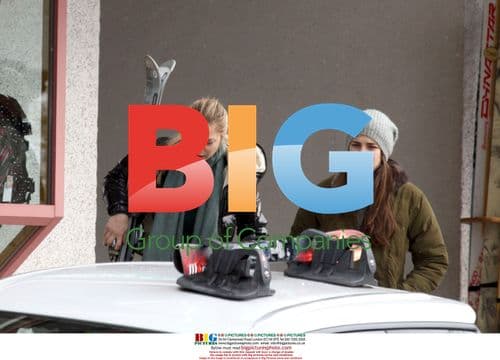 Charlotte Casiraghi and Beatrice Borromeo on skiing holiday