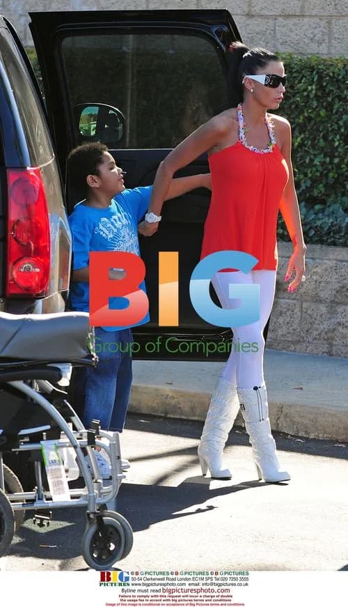 Katie Price and Peter Andre Visit Junior Blind of America