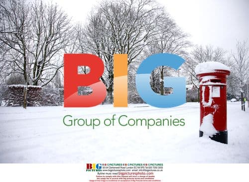 Snow causes chaos for London commuters