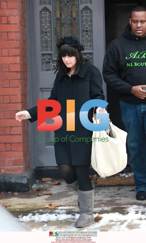 Lily Allen out for appointment in London