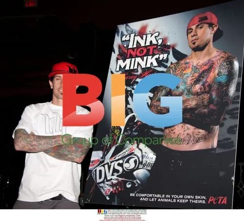 Carey Hart Unveils Peta Ad at Las Vegas Nightclub