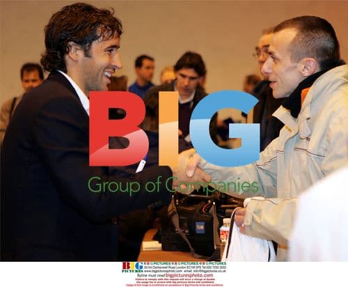 Raul Gonzalez Blanco Visits Prisoners