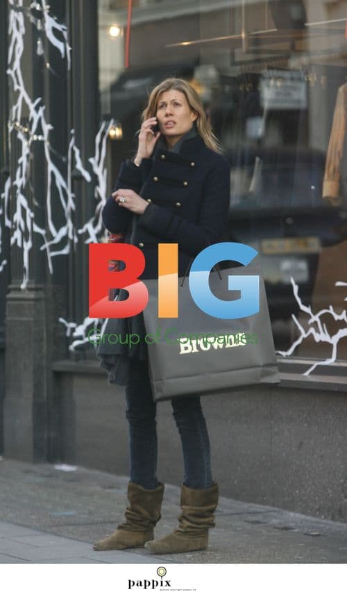 Tania Strecker Shopping in London