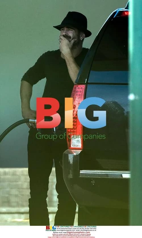 Colin Farrell at Los Angeles gas station