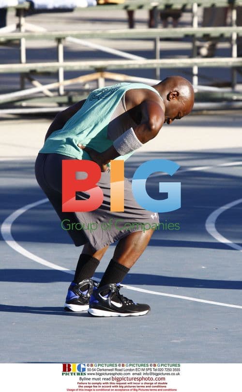 Taye Diggs filming Private Practice