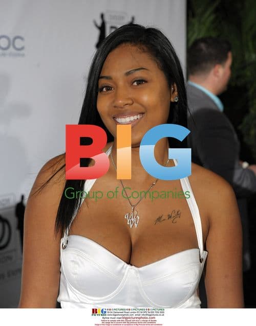 Winky Wright's fiance at Super Bowl party