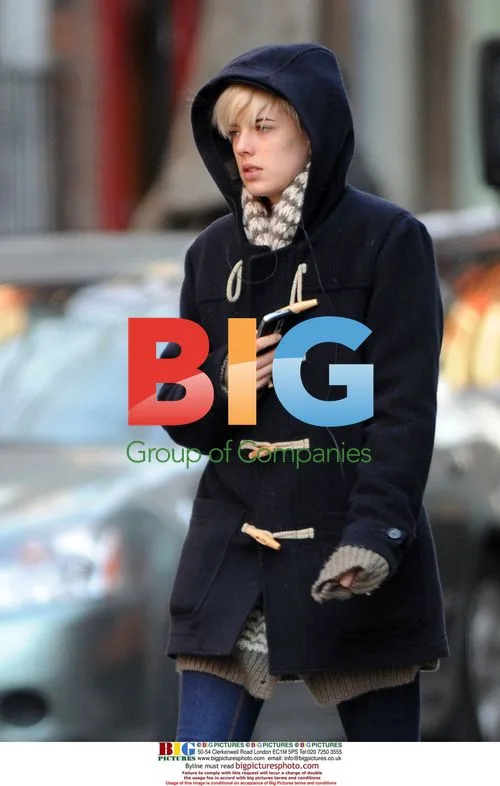 Agyness Deyn takes East Village walk