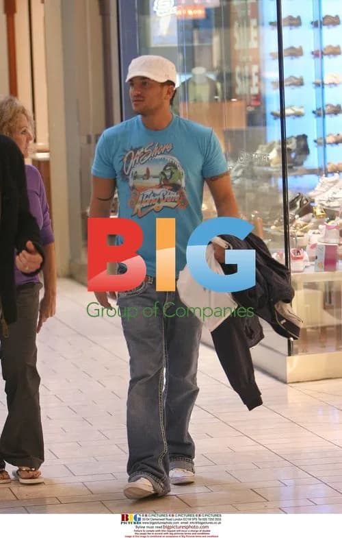 Katie Price and Peter Andre shopping in LA