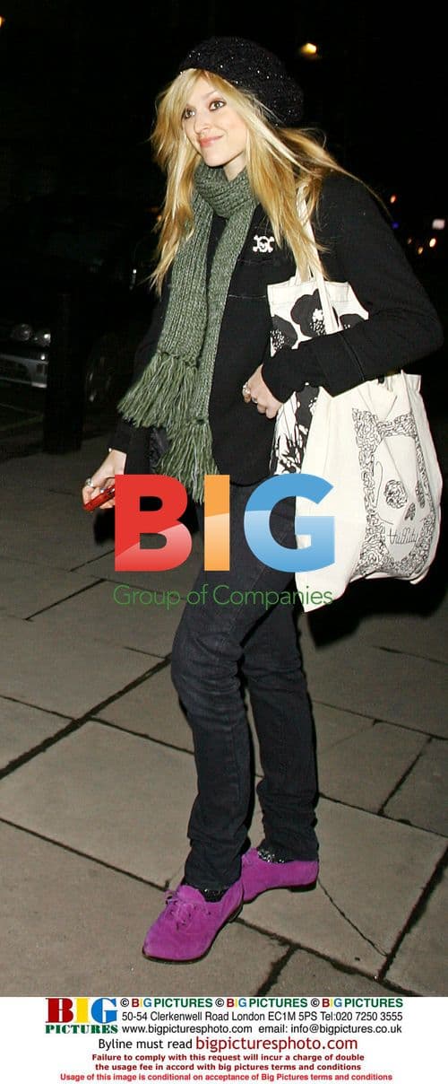 Fearne Cotton leaves Radio 1 after show