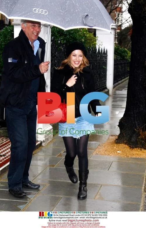 Kylie Minogue Braves Wet London Weather
