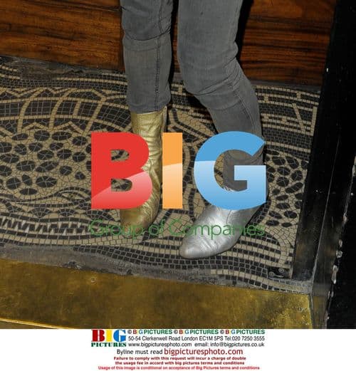 Noel Fielding Spotted at Groucho Club in London