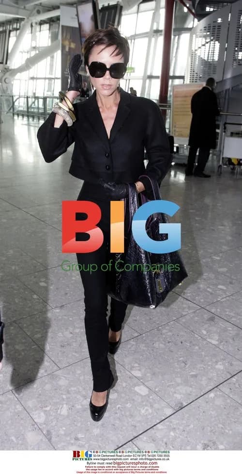 Victoria Beckham departs UK for Italy