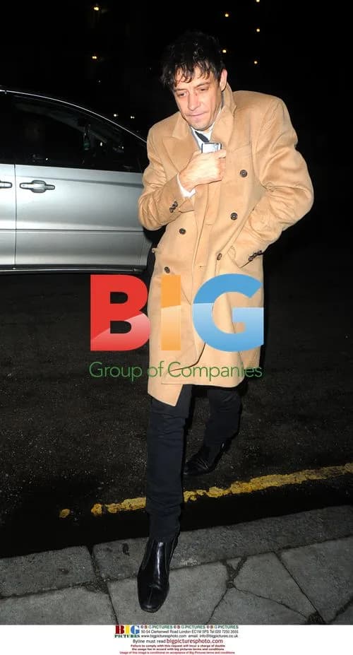 Jamie Hince of The Kills arrives home alone