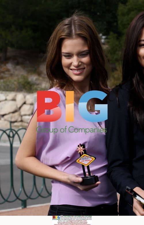 SI Swimsuit Models Meet Las Vegas Mayor