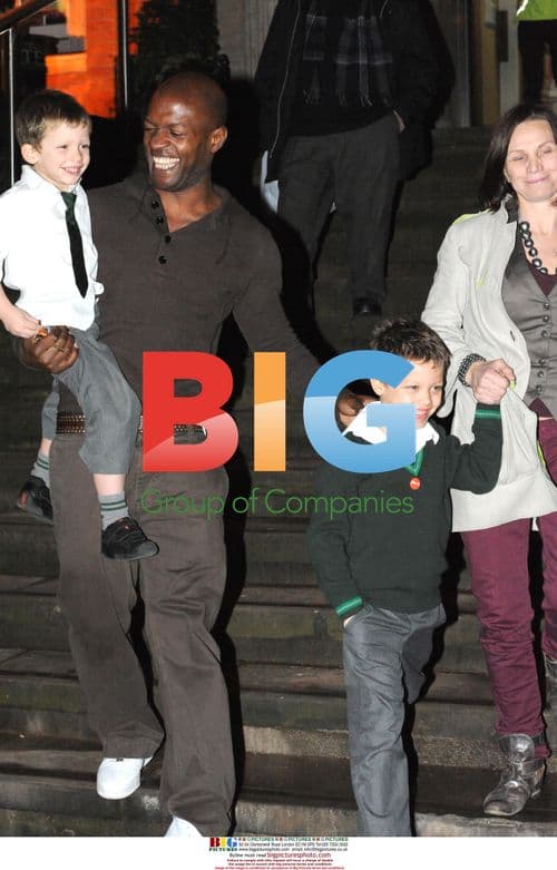 Jade Goody Kids Leave Hospital Visit