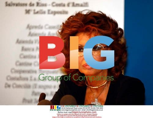 Sophia Loren receives honourary citizenship in Sorrento