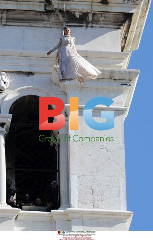 Missoni scion performs "Flight of the Angel"