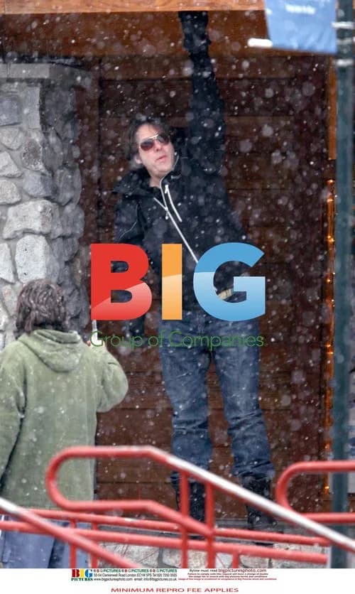 Jonathan Ross Family Ski Trip