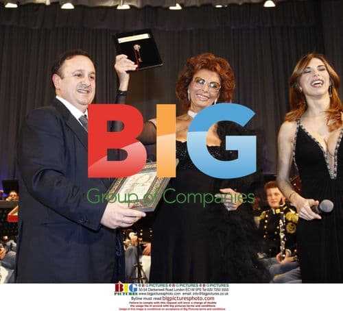 Sophia Loren Receives Honorary Citizenship in Sorrento