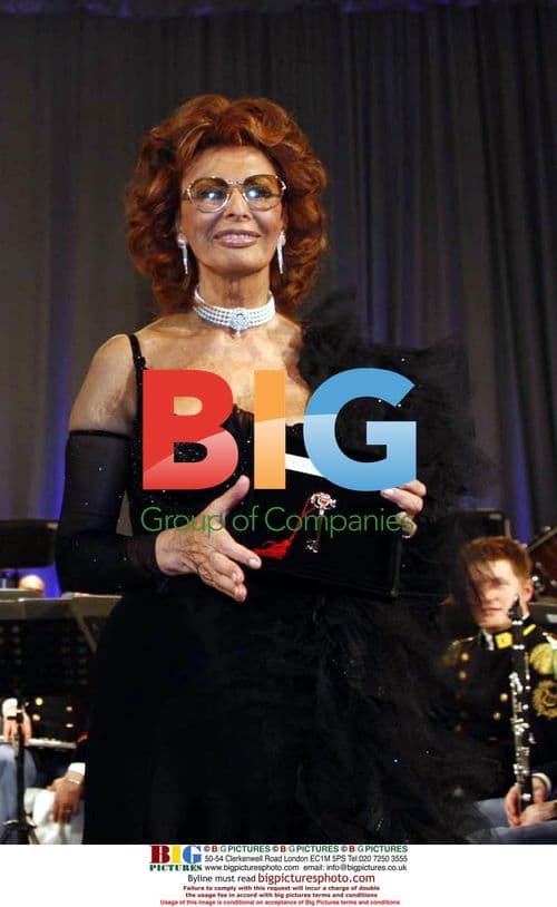 Sophia Loren Receives Honorary Citizenship in Sorrento