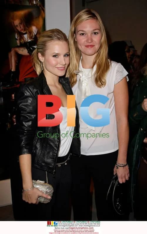 Kristen Bell and Julia Stiles at NYFW