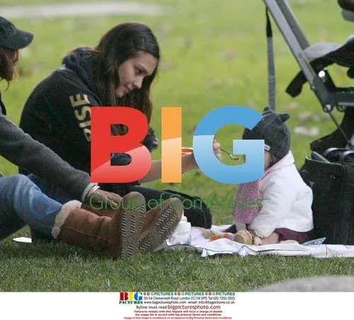 Jessica Alba and Family at Beverly Hills Park